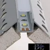 UNIVERSO Hliníkový profil pro vnější rohy s matnou krycí deskou, 2 m, 50 × 22,34 mm