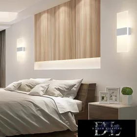   UNIVERSO Nástěnná lampa LED 8 W 400 lm 4000 K IP20 100 × 270 mm bílá