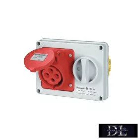   EC690 HORIZONTÁLNÍ PANELOVÁ ZÁSUVKA 3P+N+E 32A IP4 S VYPÍNAČEM