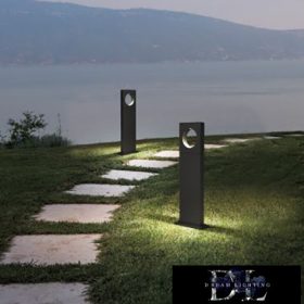   Zahradní lampa UNIVERSO LED 12 W 600 lm 6500 K IP65 170 × 70 × 500 mm černá